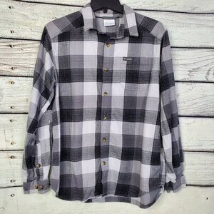 Columbia Men’s Flannel Shirt M Gray Black Plaid Long Sleeve Cotton Blend
